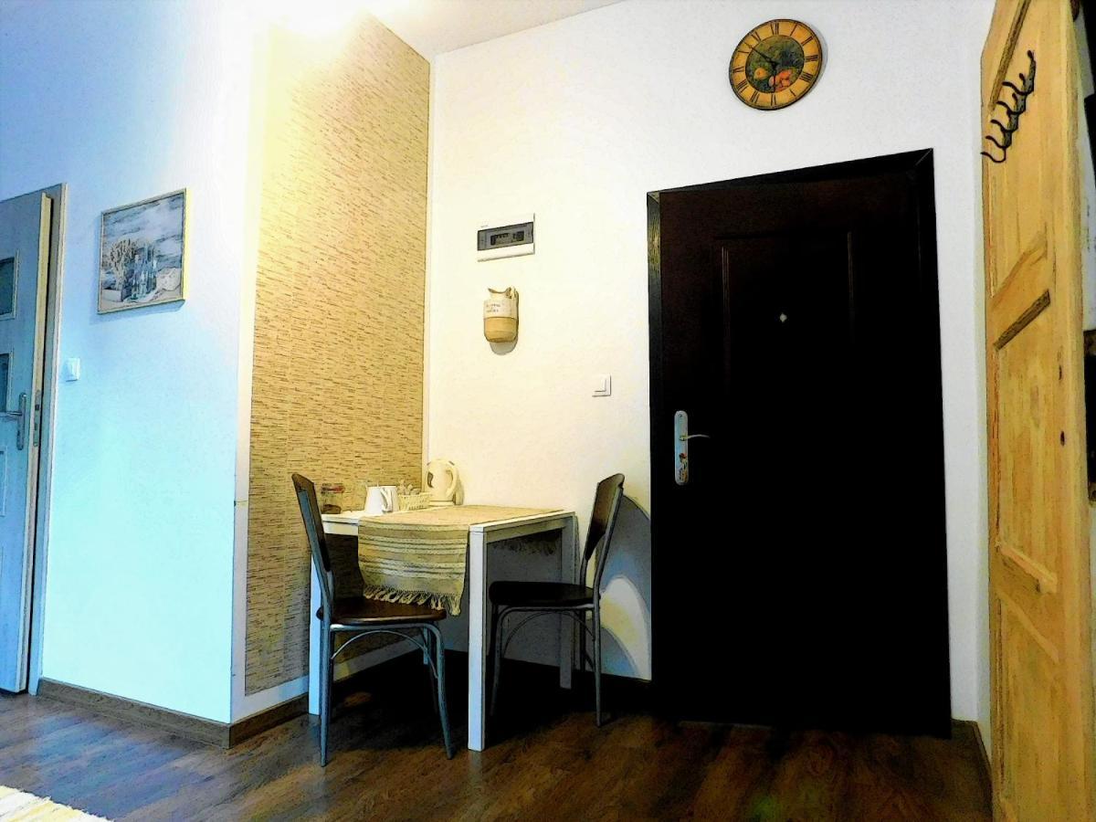 Stara Szkolas7 Noclegi,Mzajezierze 8 14-330 Mazury Małdyty Exterior foto